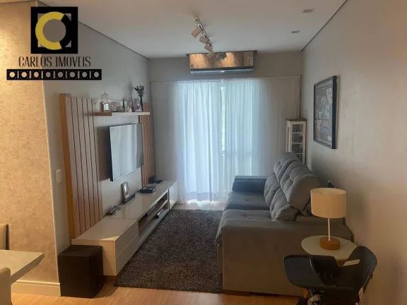 Imagem Apartamento de 3 dorm. com sacada em vidros e rico em armários planejados