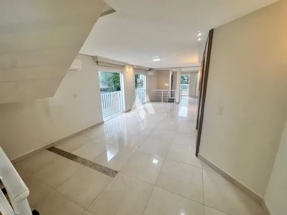 Imagem Casa Tríplex à Venda – Alto Padrão no Bairro Aparecida, Grande oportunidade.....