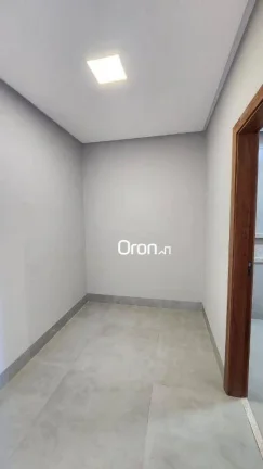 Imagem Sobrado à venda, 215 m² por R$ 1.090.000,00 - Setor Jaó - Goiânia/GO