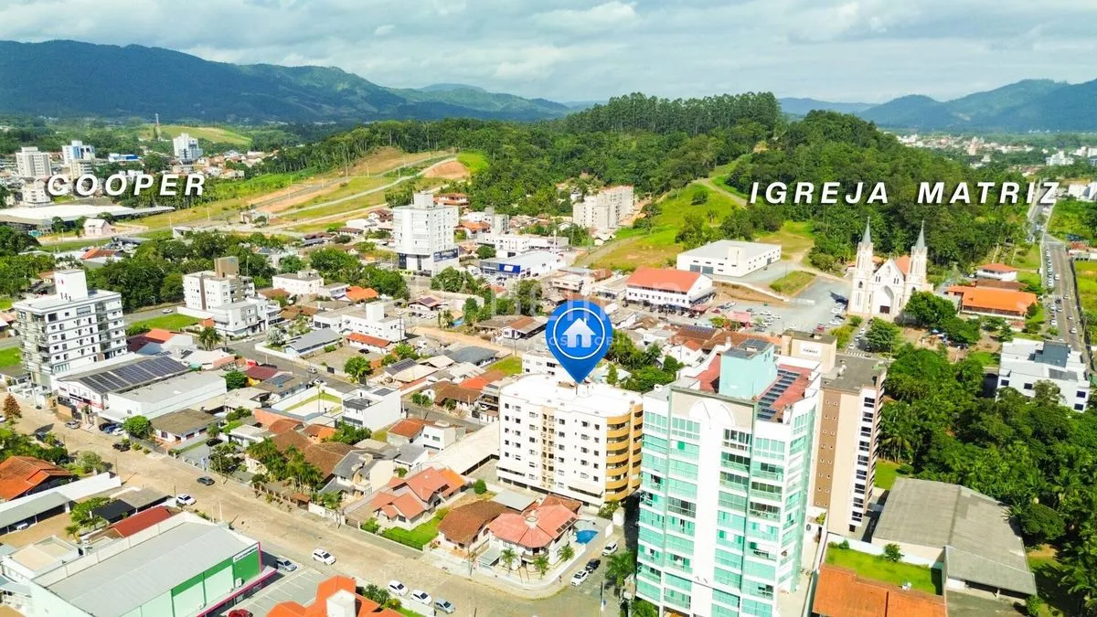 Imagem Apartamento de 132m² com vista para Igreja Matriz no Bairro dos Estados em Indaial