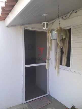 Imagem CASA NO MORADAS CLUB, IMPECÁVEL, ACABAMENTO EM ALTO PADRÃO, VALE A PENA CONHECER