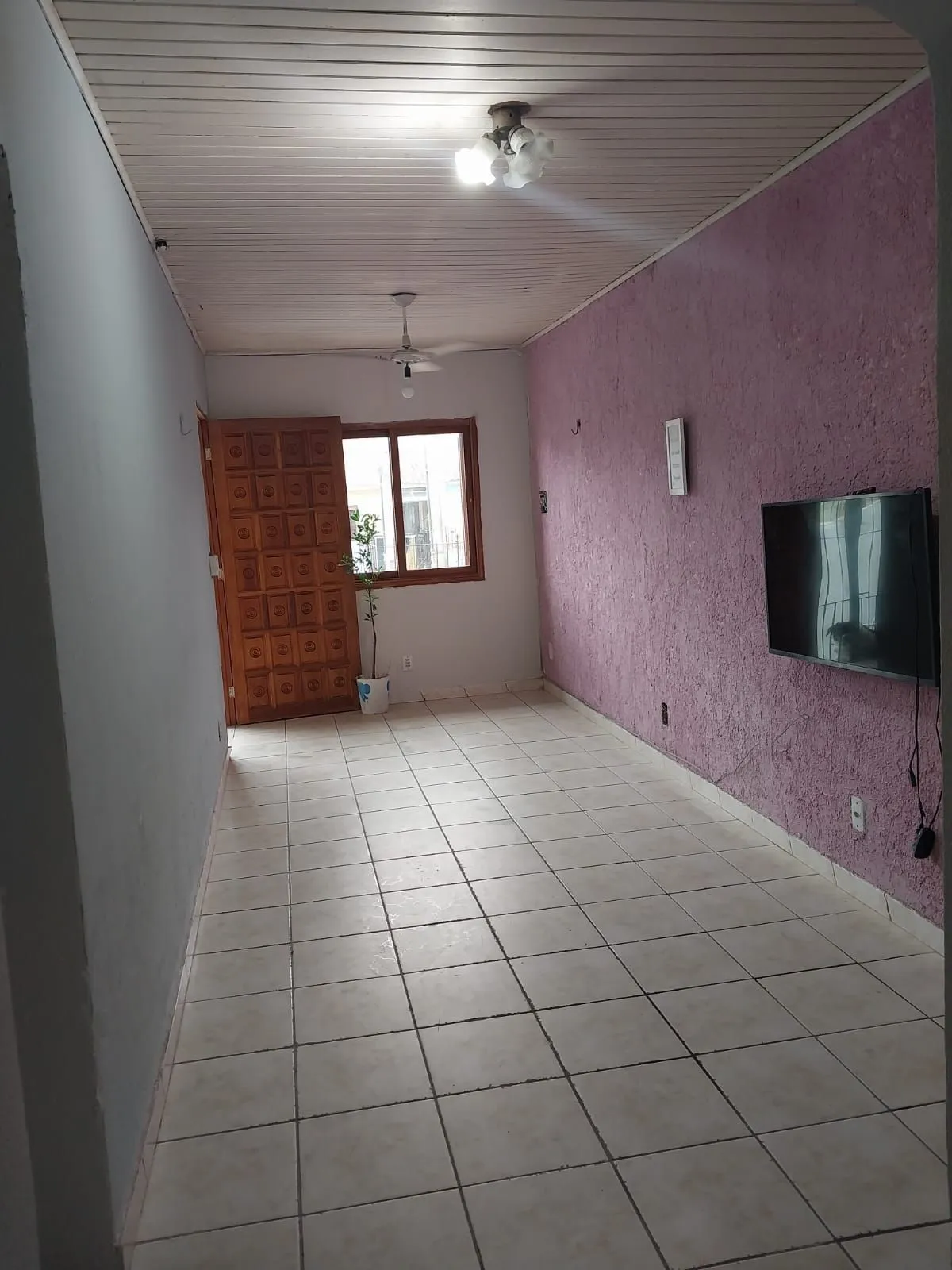 Imagem Casa no bairro Hípica - 2 dormitórios