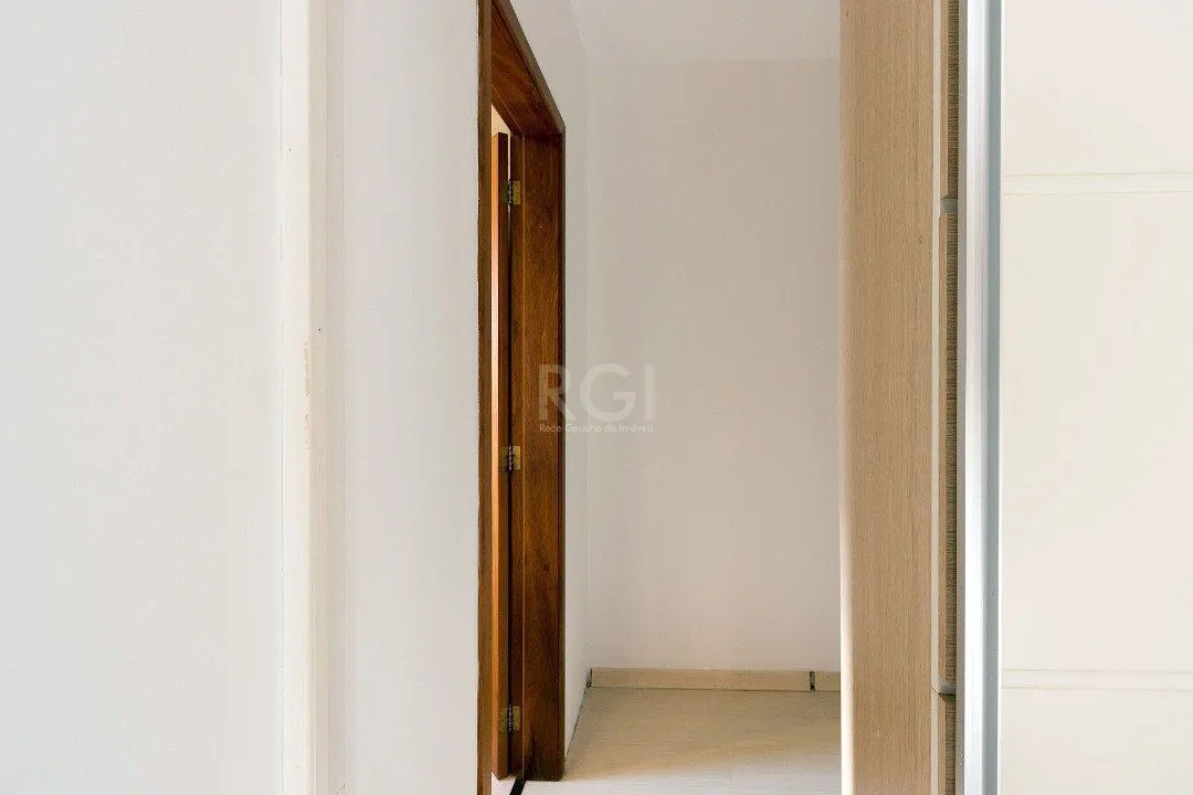 Imagem Casa Condominio para Venda - 262.98m², 3 dormitórios, sendo 1 suites, 2 vagas - Imperial Parque