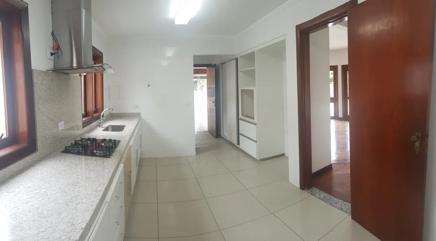 Imagem Casa à venda 3 Quartos, 2 Suites, 4 Vagas, 928M², Socorro, Pindamonhangaba - SP | VILLAGE PAINEIRAS