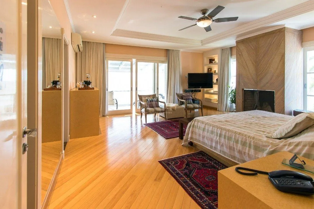 Imagem Casa Condominio para Venda - 941.58m², 5 dormitórios, sendo 5 suites, 6 vagas - Terra Ville