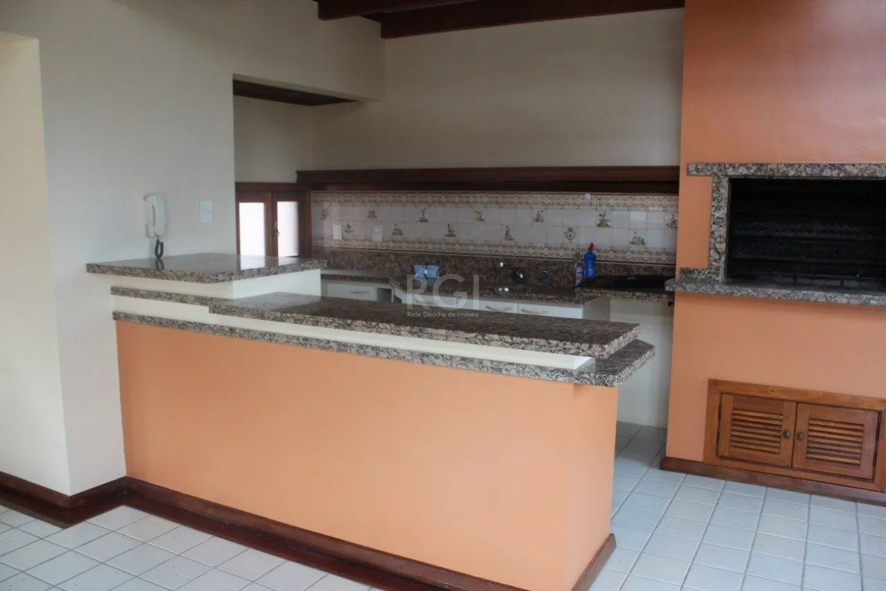 Imagem Casa Condominio para Venda - 379.23m², 4 dormitórios, sendo 1 suites, 2 vagas - Menino Deus