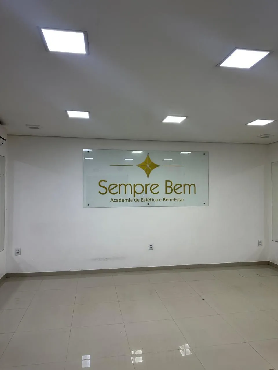 Imagem sala comercial completa