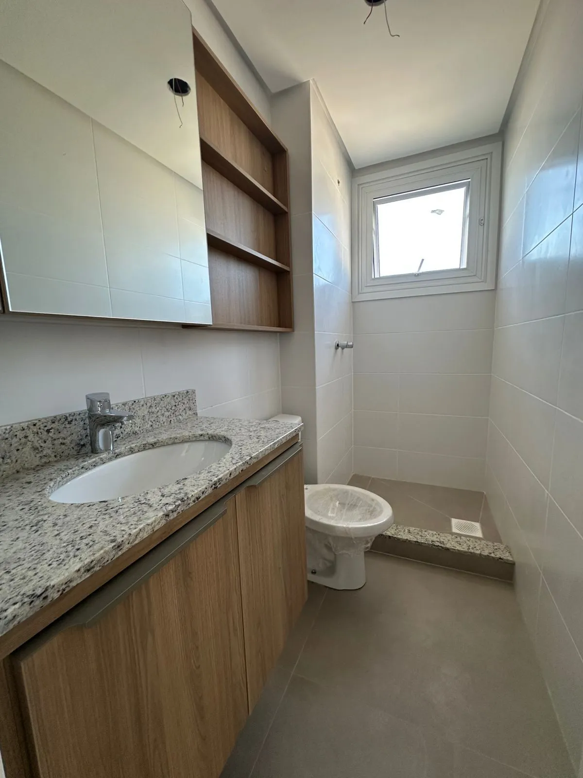 Imagem Apartamento Novo à Venda na Dr. Barcelos - 2 Dormitórios, Suíte e Garagem Dupla Descoberta