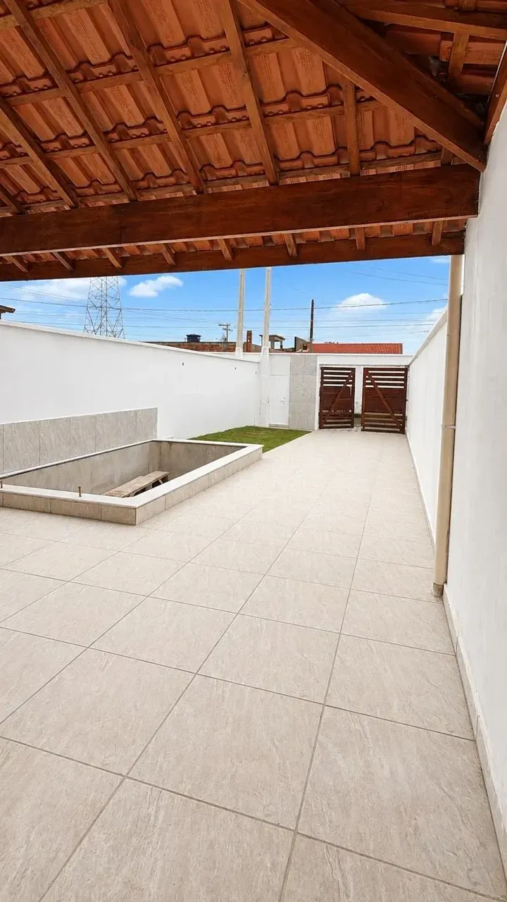 Foto do imóvel: Casa com 2 Quartos à Venda, 84, 38 m² em Jd. São Fernando - itanhaem em Jd.São Fernando