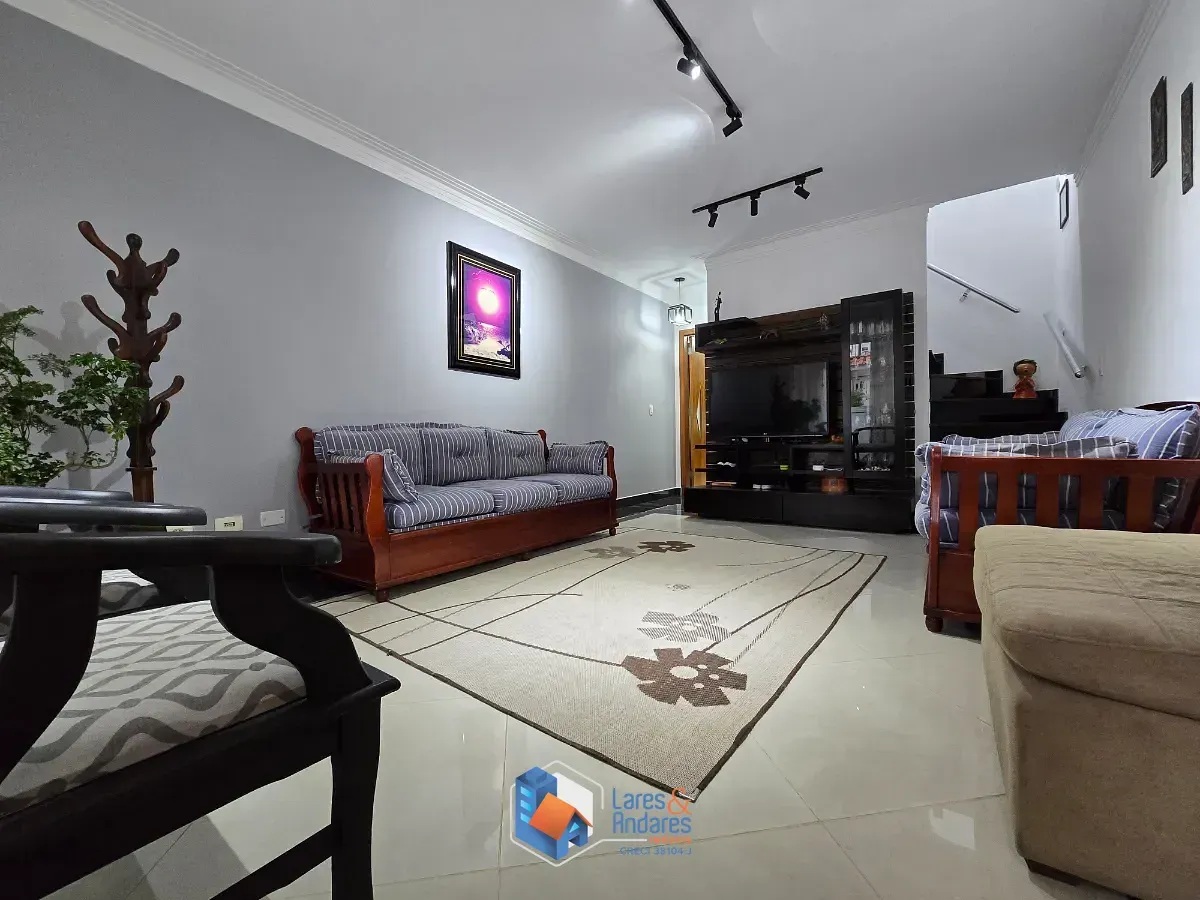Foto do imóvel Casa para venda em Vila Mazzei com 3 quartos, sendo 3 suítes, 144m² em Rua Comprida
