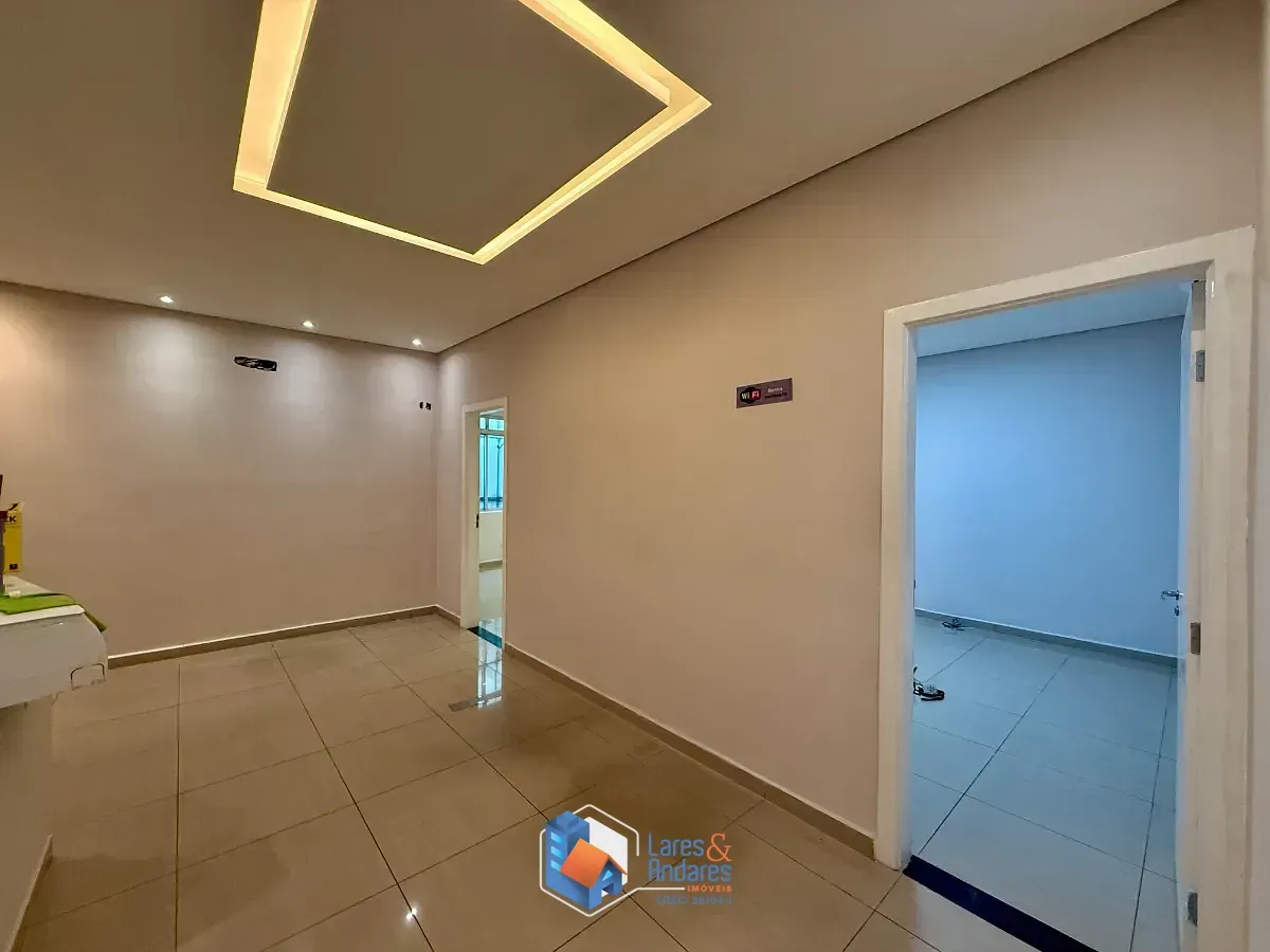 Imagem Casa comercial para venda em Socorro, 246m²