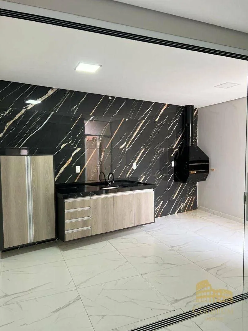 Imagem Casa com 3 dormitórios à venda, 100 m² por R$ 790.000,00 - Vila Guilhermina - Praia Grande/SP