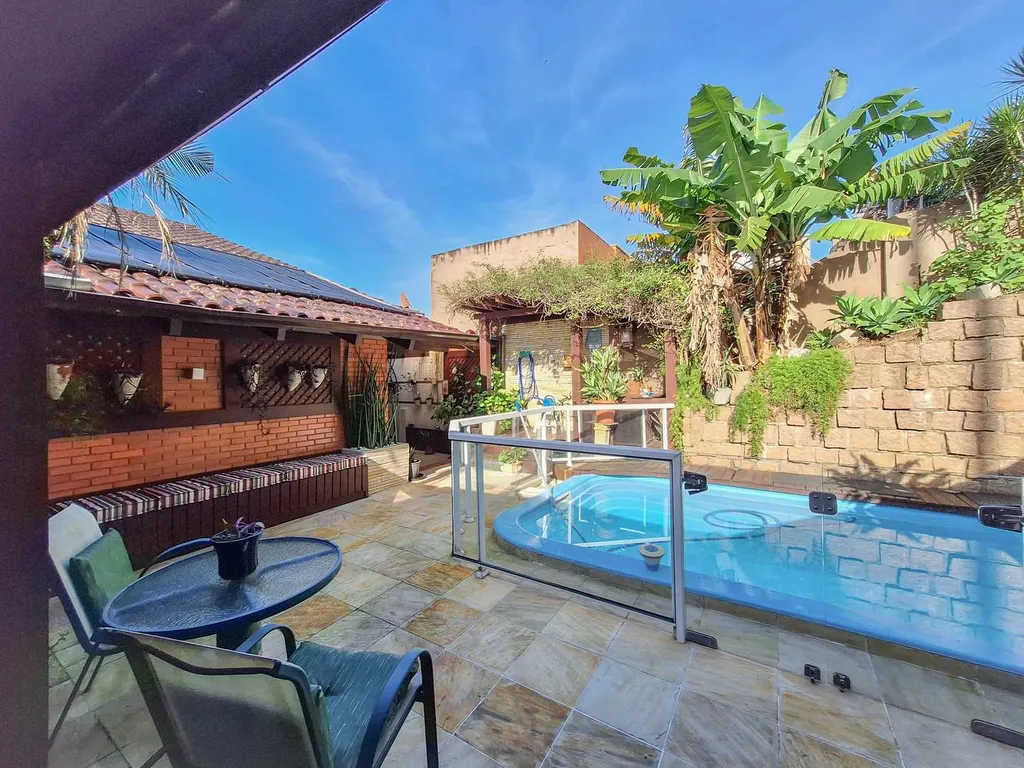 Imagem Casa em Chácara das Pedras
