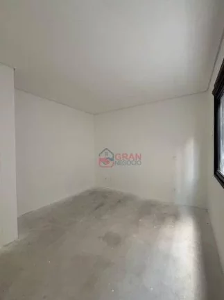 Imagem Casa com 3 dormitórios à venda Cascatinha - Curitiba/PR