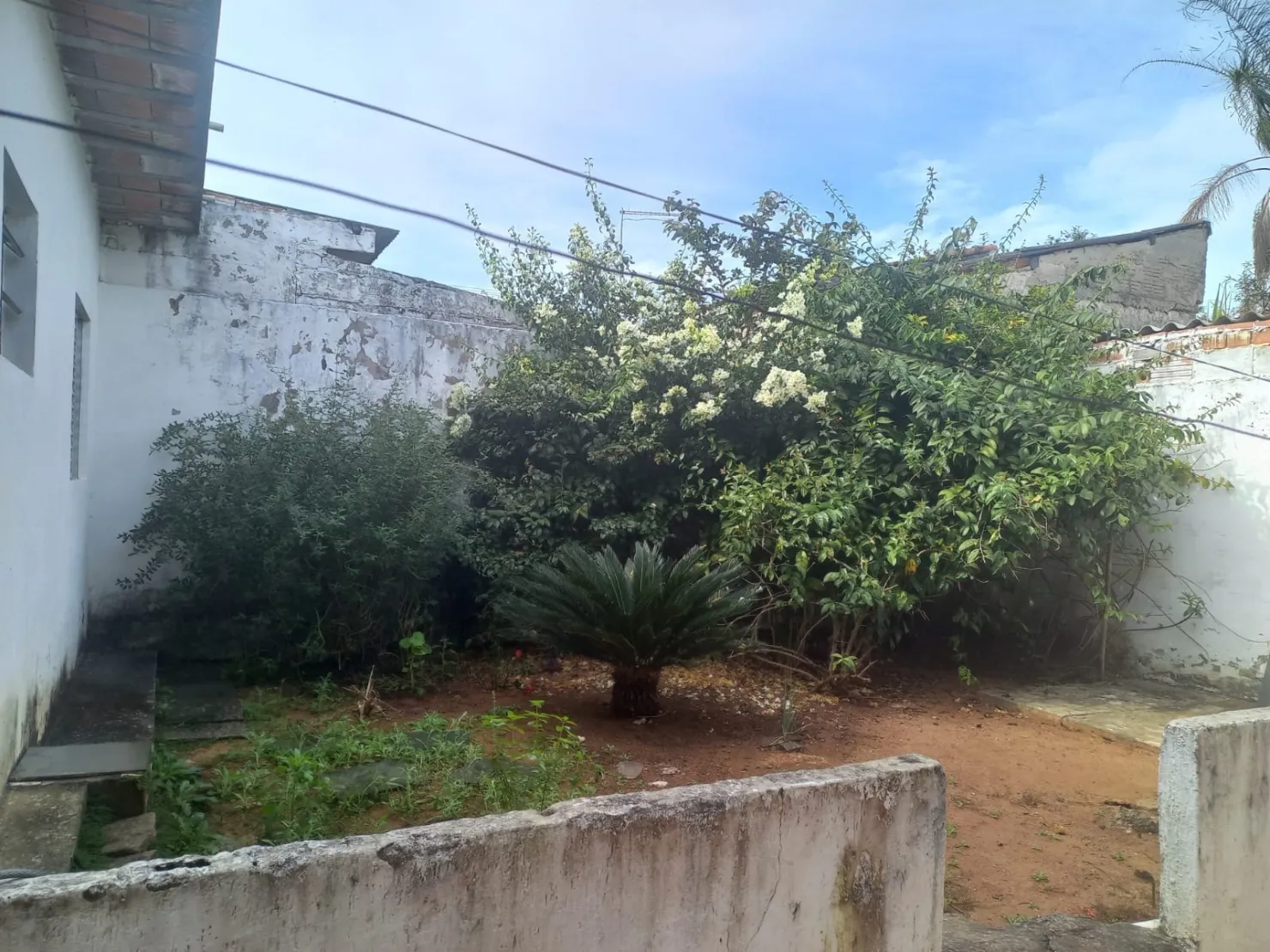 Imagem Casa à venda 2 Quartos, 3 Vagas, Conjunto Residencial Araretama, Pindamonhangaba - SP