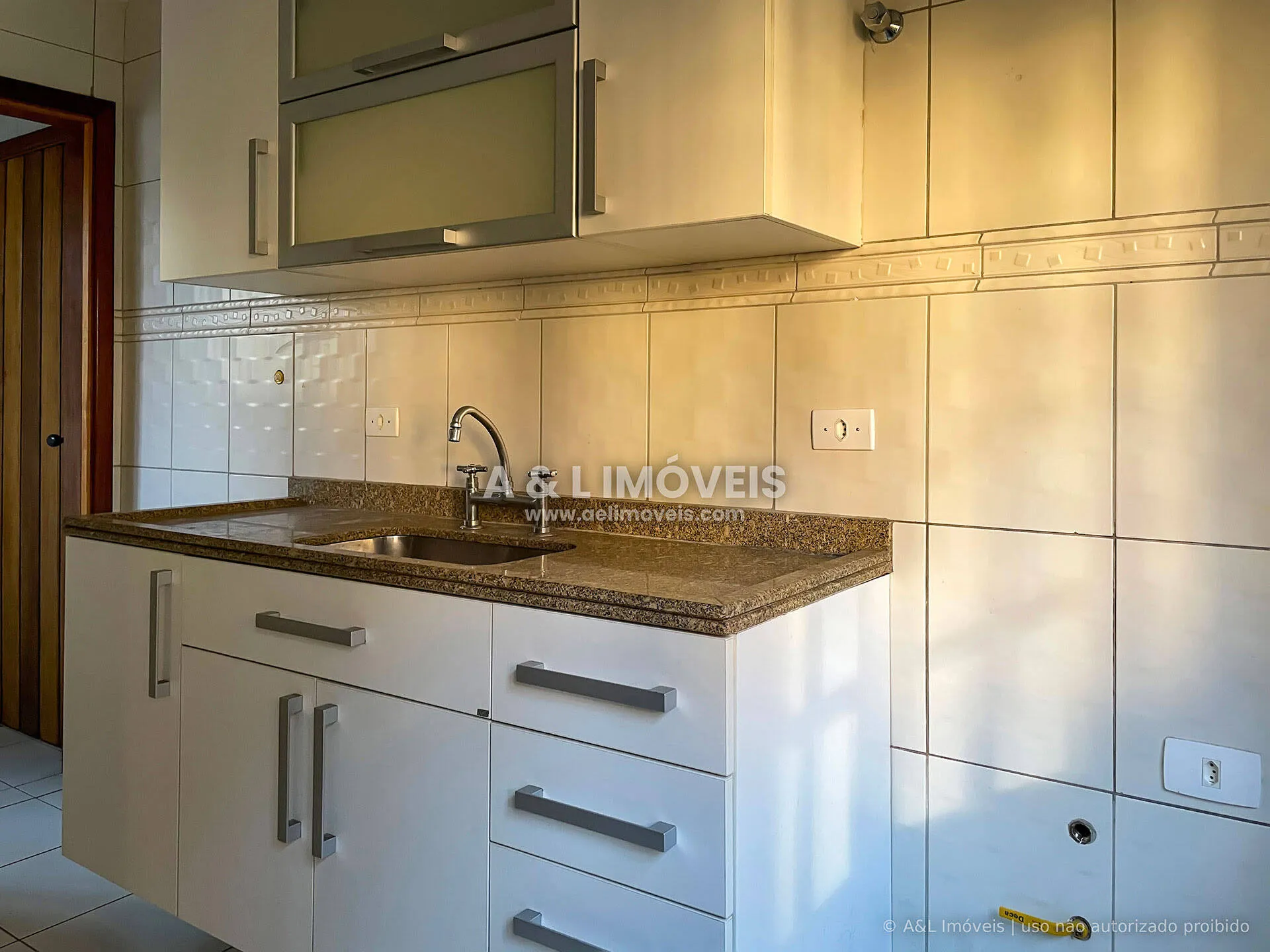 Imagem Casa 5 Dorms (4 Suítes) | Vila Inglesa, Campos do Jordão | Calefação