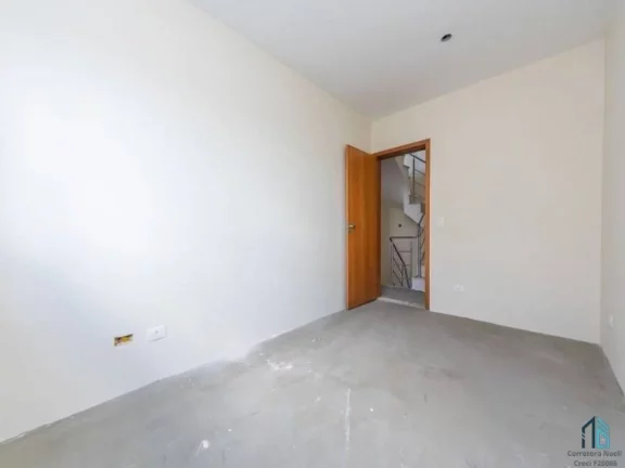 Imagem Sobrado a venda, 04 quartos, sendo 02 suítes, no Boa Vista em Curitiba PR