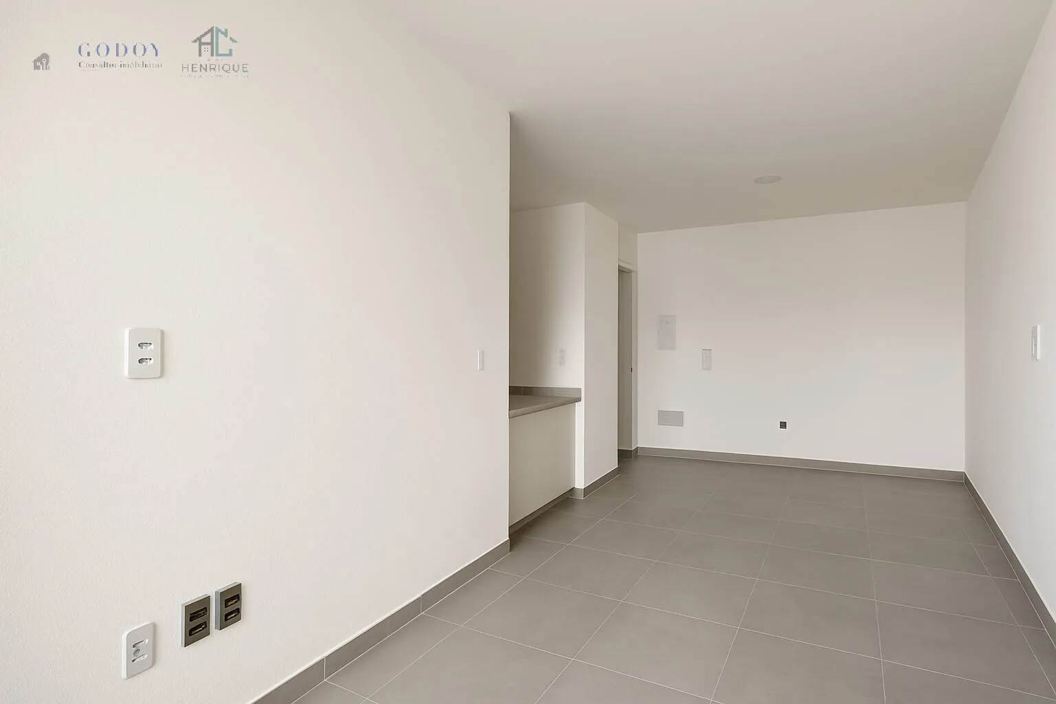 Imagem Apartamento de Alto Padrão para Locação no Edifício Santiago - 3 Quartos