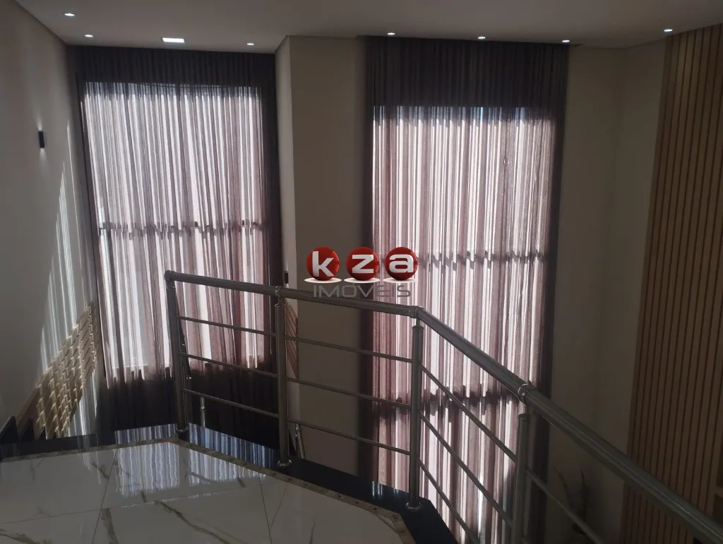Imagem Casa em condomínio à venda em condomínio exclusivo de Valinhos-SP, 4 suítes, 2 salas e 240m² de pura sofisticação!