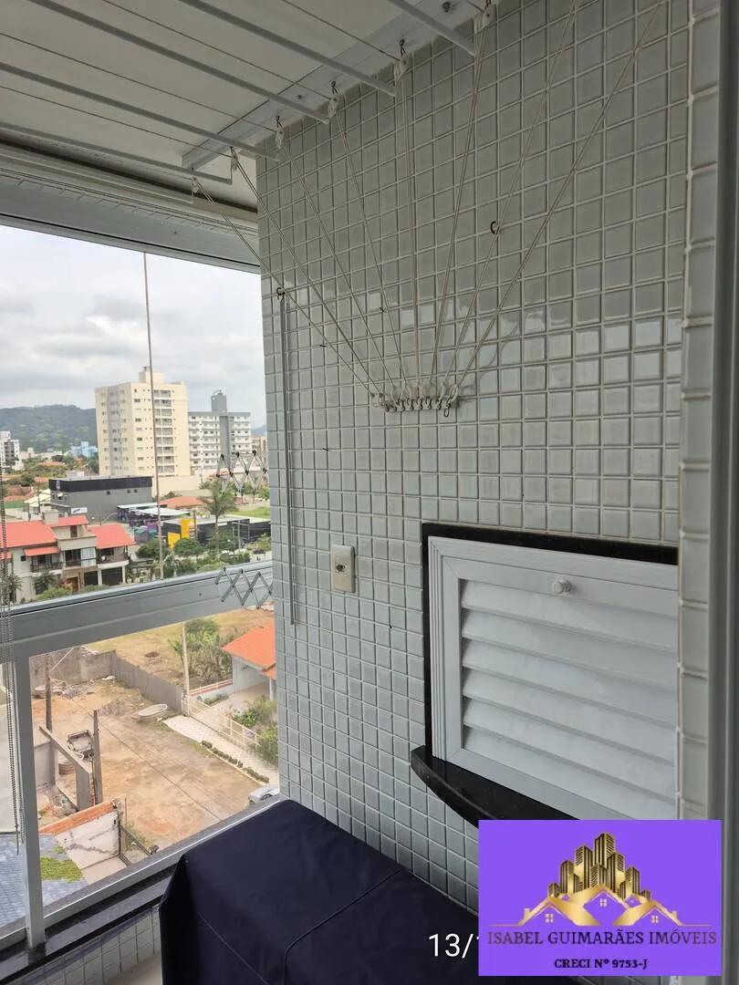 Imagem Alugo Apartamento Semi-Mobiliado, Prédio Frente Mar, Gravatá de Navegantes