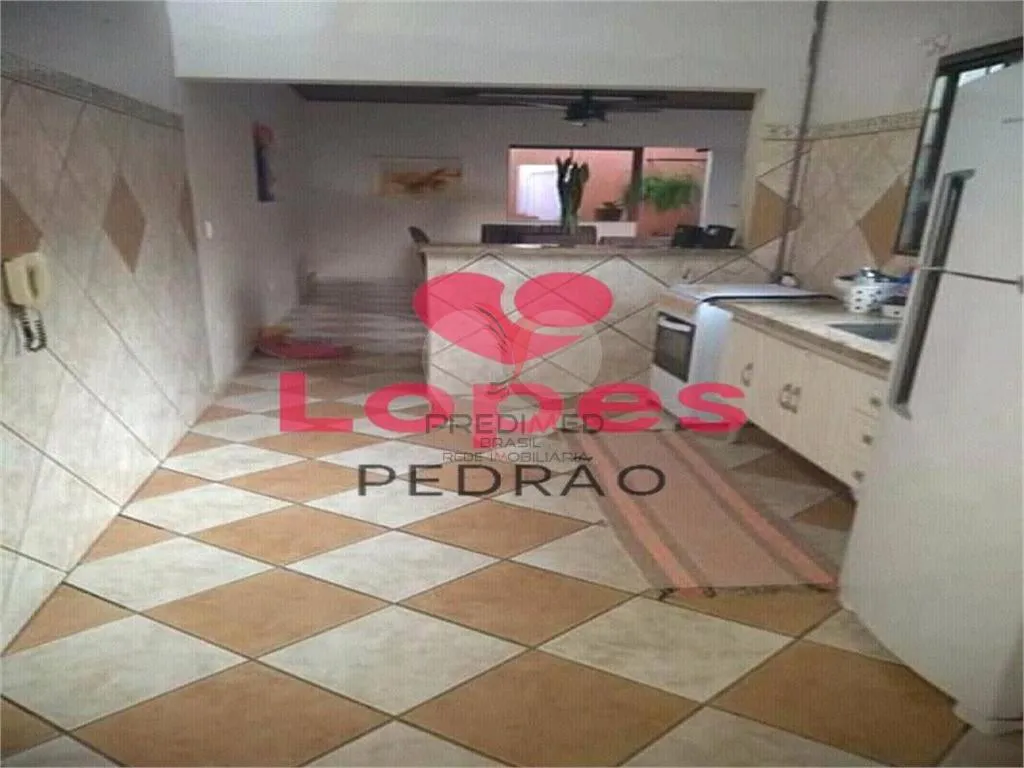 Imagem Casa de 3 quartos, 275m² no bairro Jardim Ubirama, em Lençóis Paulista