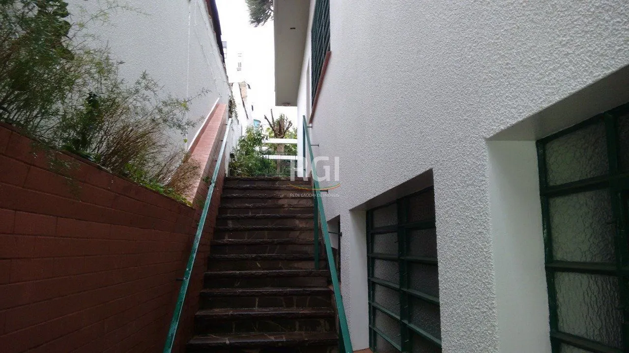 Imagem Casa para Venda - 363m², 3 dormitórios, sendo 1 suites, 2 vagas - São João