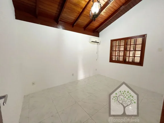 Imagem Casa em Condomínio fechado alto padrão em Sambaqui