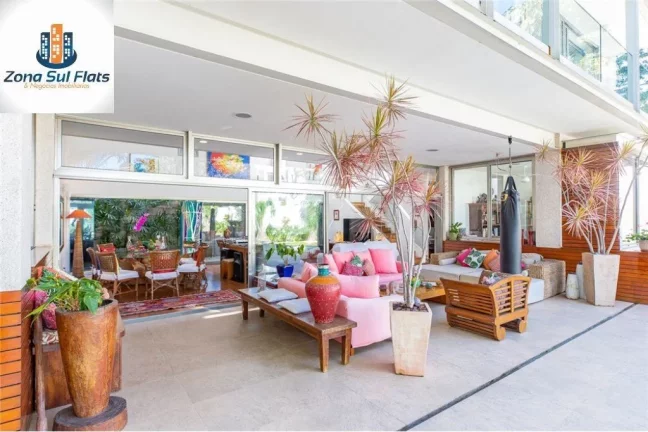 Imagem Casa Alto Padrão à Venda Na Granja Julieta Com 4 Dormitórios Sendo 2 Suítes e 2 Vagas - Piscina e Área Gourmet