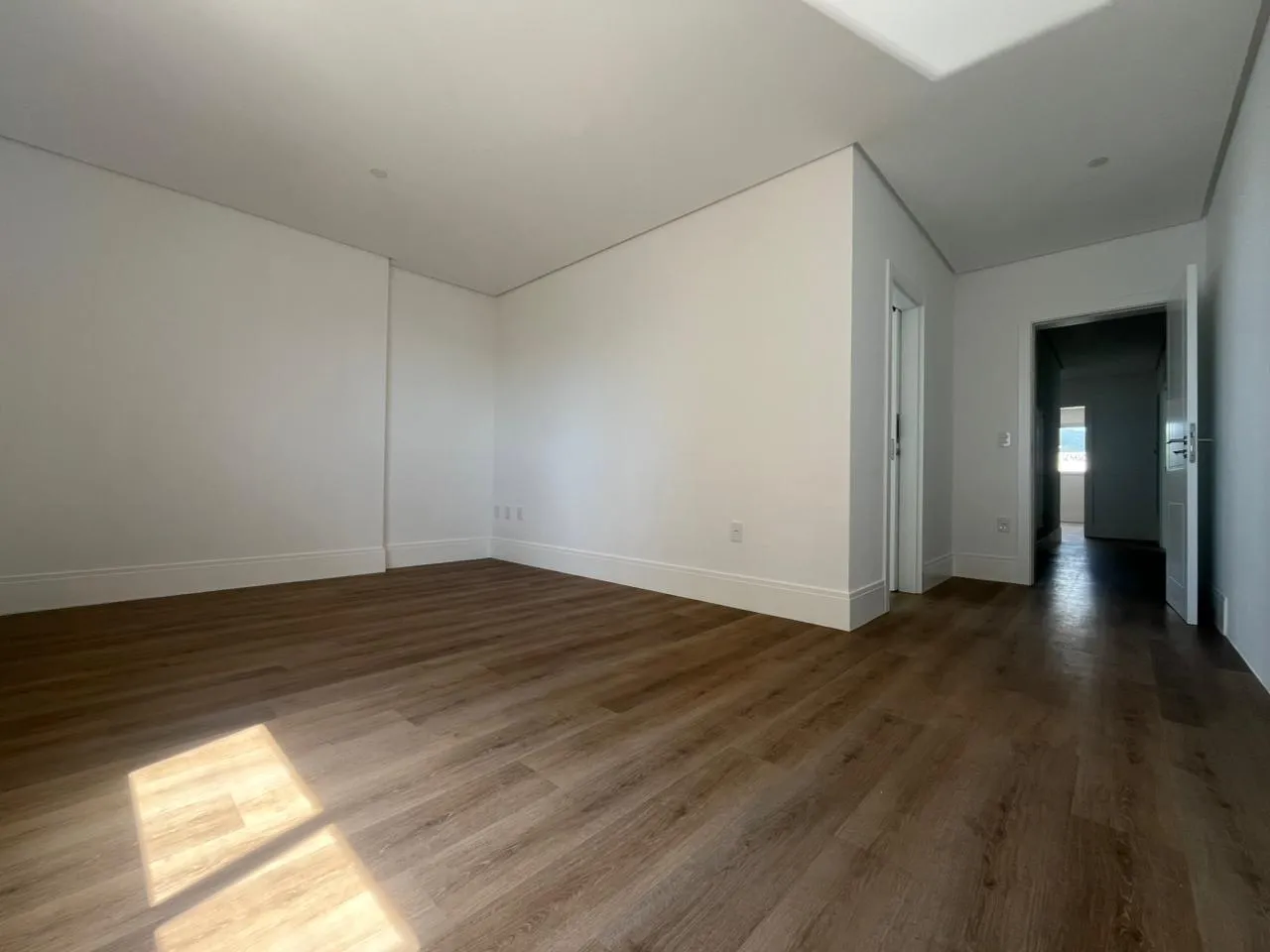 Imagem Apartamento com vista para o mar à venda com 161m2 por R$ 2.400.000,00