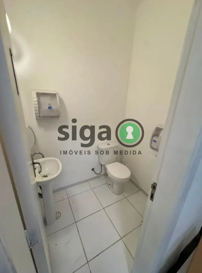 Imagem Casa Assobradada para locação Comercial com 4 salas , 5 banheiros e 8 vagas no Jd Paulistano