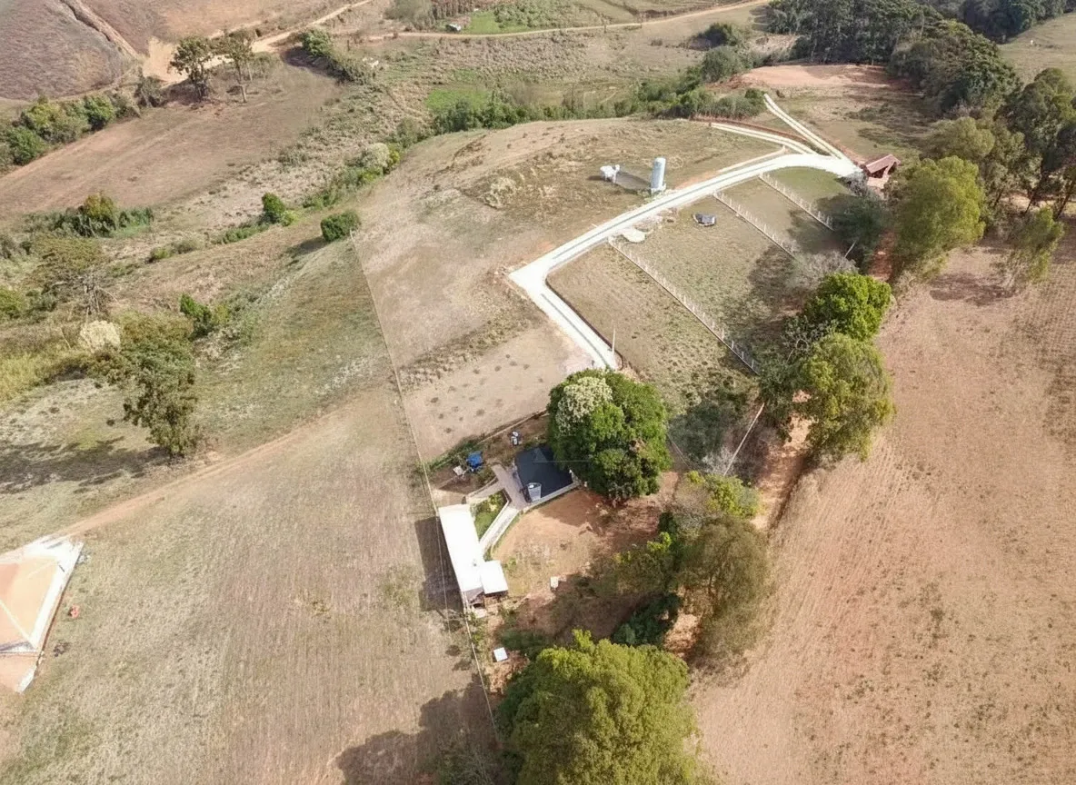 Imagem Terreno 604 m² à venda em Campestrinho, Divinolândia