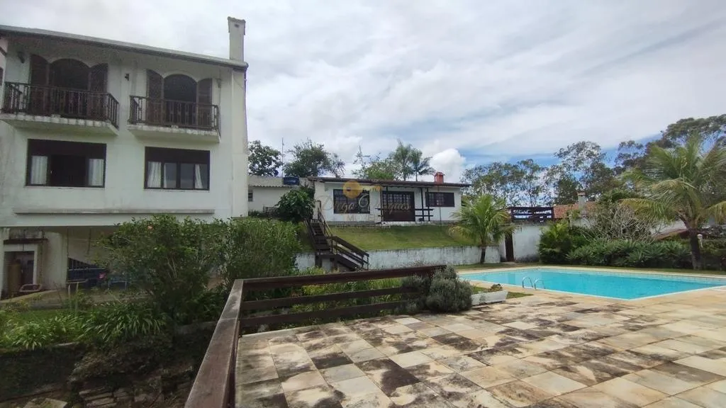 Imagem Casa em Condomínio para Venda em Teresópolis / RJ no bairro Quinta da Barra
