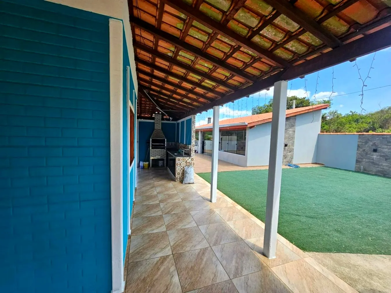 Imagem Chácara para venda com 3 suítes - Vila das Cachoeiras