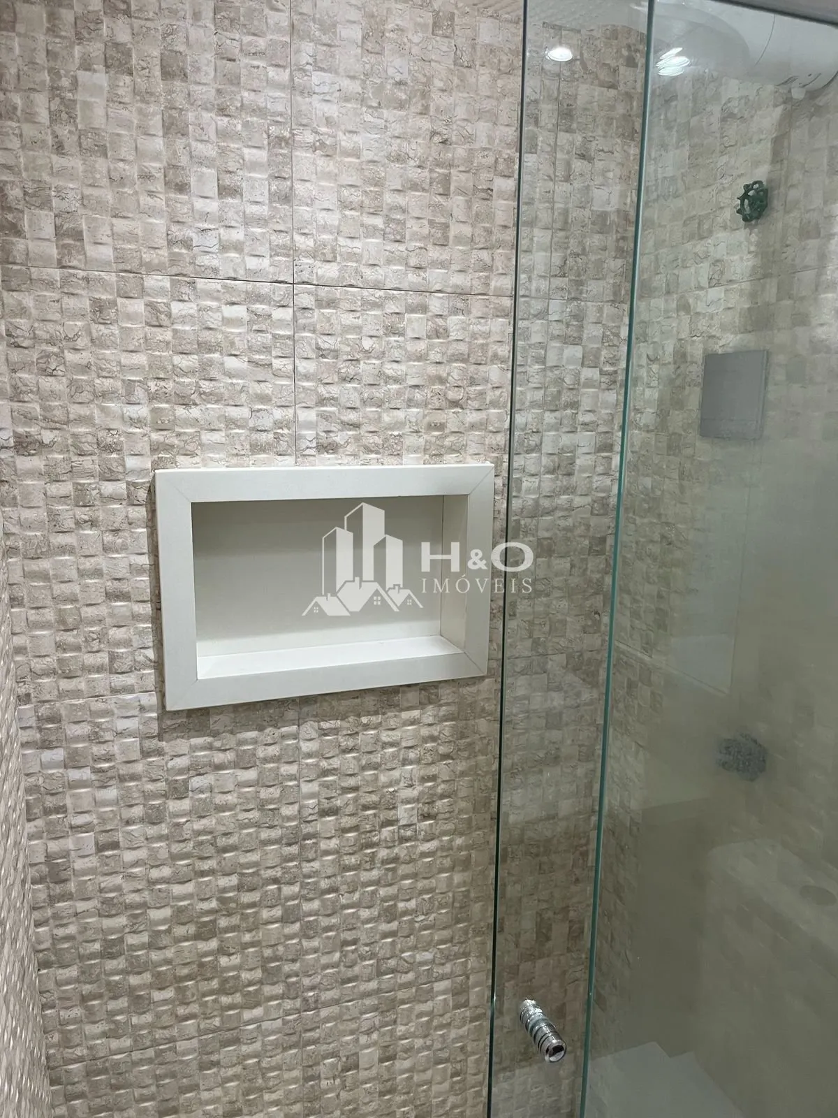 Imagem Apartamento com 3 Dormitórios à Venda na Vila Araguaia - Acabamento Impecável, Pronto para Morar