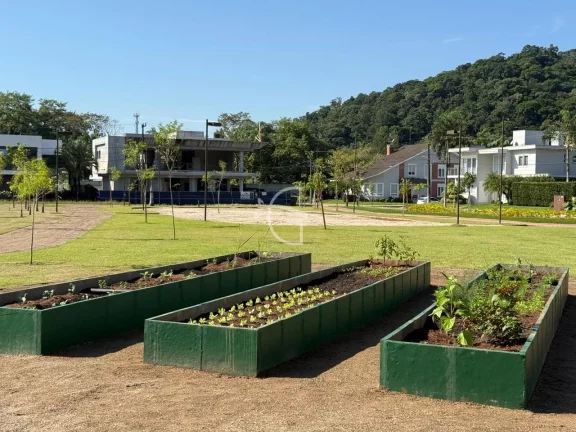 Imagem Terreno em Condomínio Fechado em Pirabeiraba!