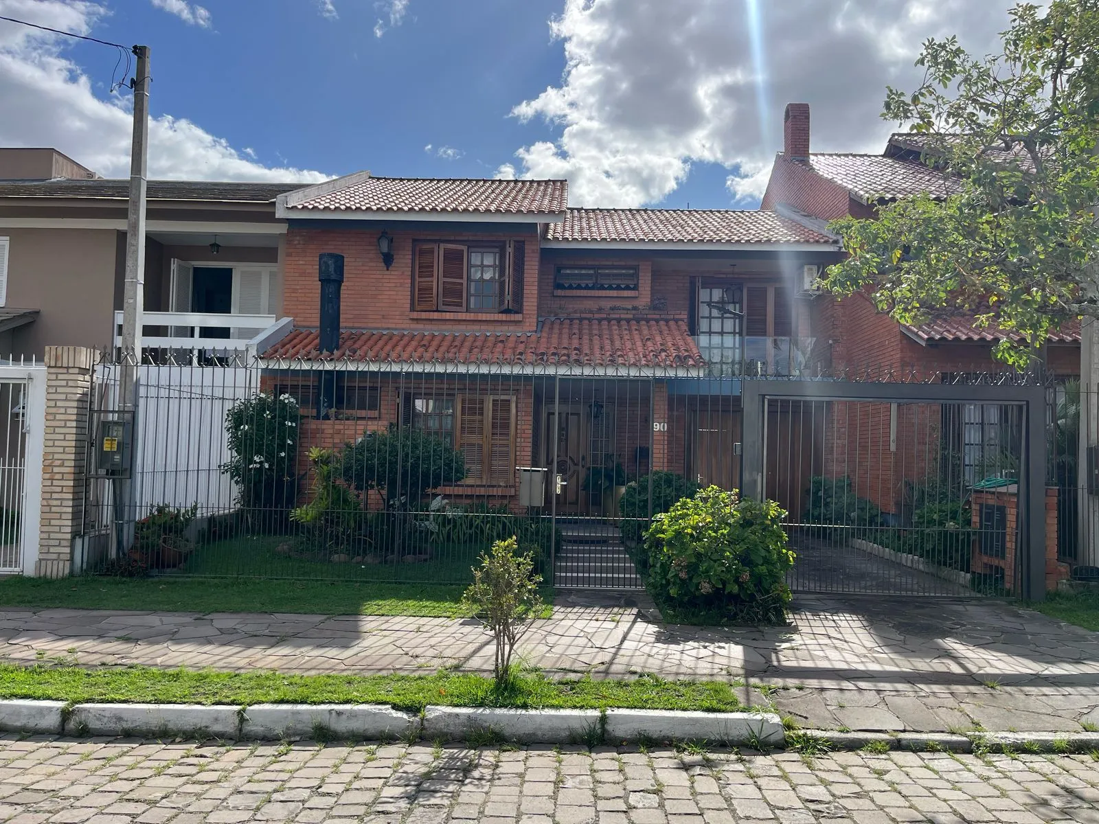 Imagem Casa com piscina a venda em Ipanema