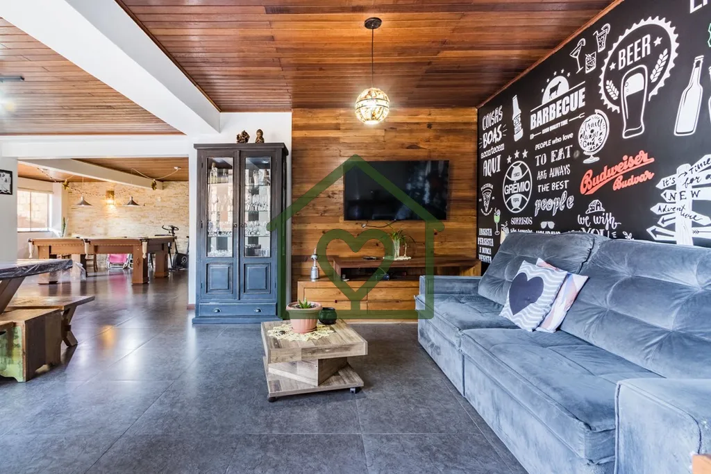 Imagem CASA EM CONDOMÍNIO ABERTO DE 271m² COM 3 DORMITÓRIOS (1 SUÍTE MASTER), 3 BANHEIROS, 2 SALAS DE E...