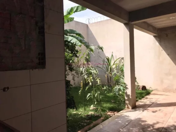 Imagem Casa Muito Bem Localizada, Bairro Novo Porém Ja Está Populoso