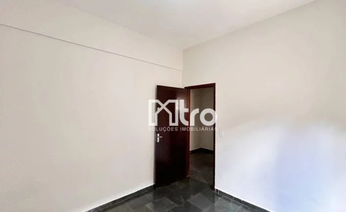Imagem Apto 3 dormitórios com ótimo valor, 84 m² por R$ 220.000 - Santos Dumont - Itajubá/MG