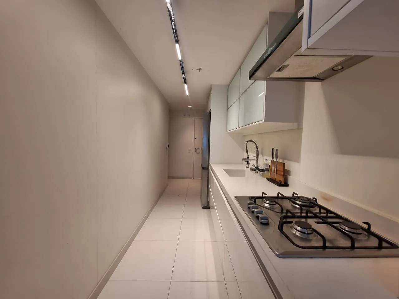 Imagem Apartamento para Venda em Rio de Janeiro, Barra da Tijuca, 4 dormitórios, 2 banheiros, 2 vagas