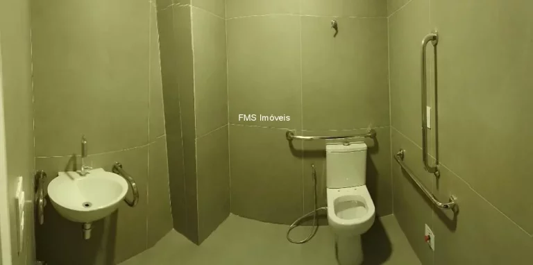 Imagem Loja comercial para locação em São Paulo-SP, Moema: com 1 banheiro e 240m² de área.