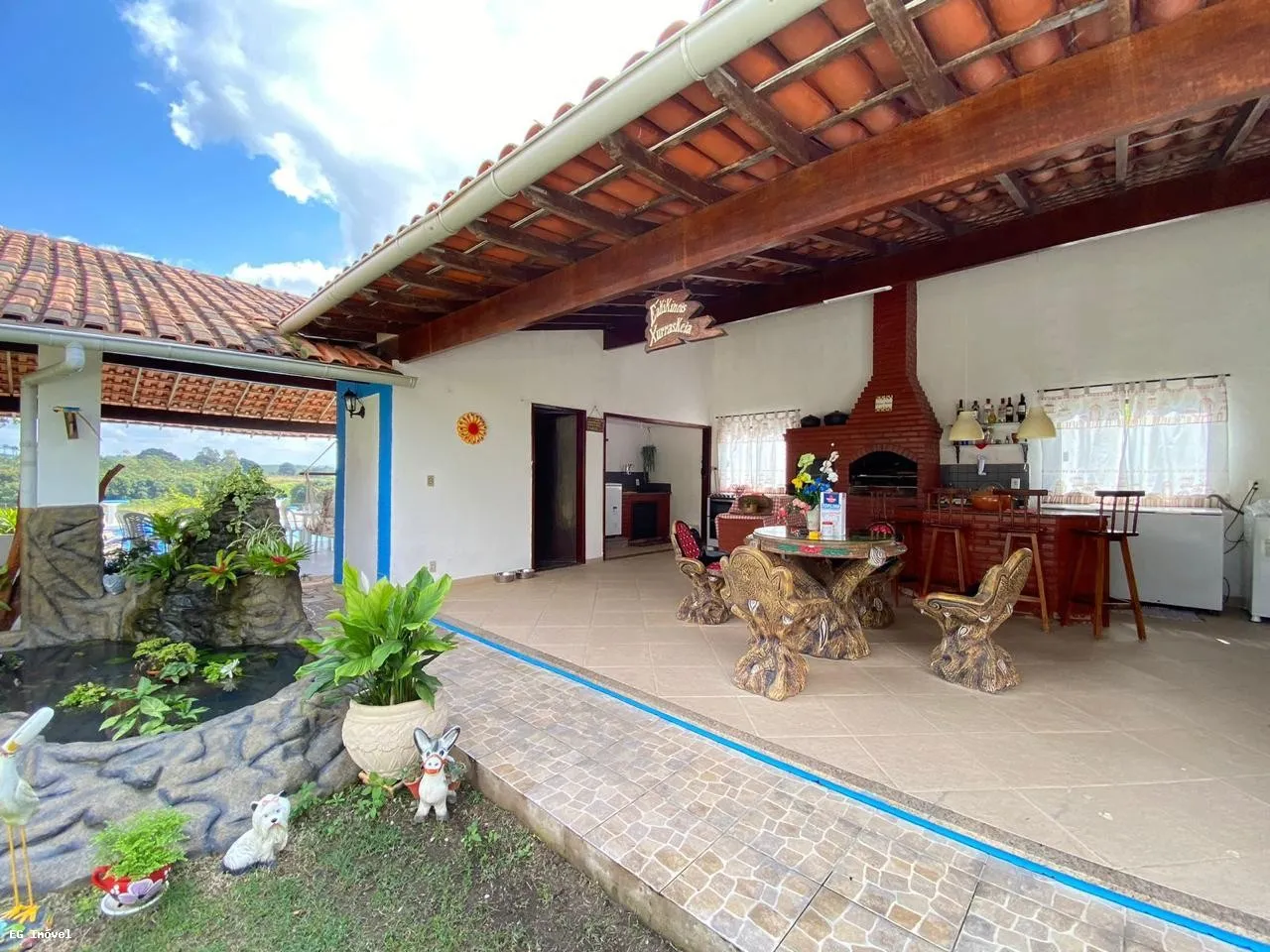 Imagem Sítio / Chácara para Venda em Saquarema, Bicuíba (Bacaxá), 4 dormitórios, 1 suíte, 2 banheiros, 4 vagas