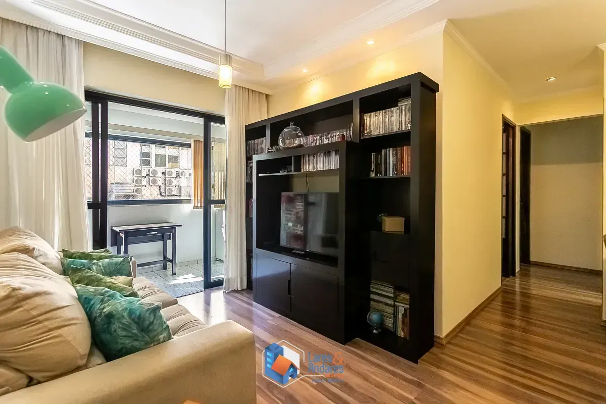 Imagem Apartamento para venda em Saúde com 3 quartos, sendo 1 suíte, 77m²