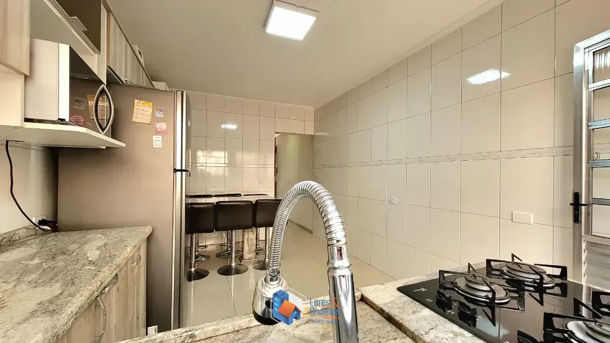 Imagem Sobrado para venda em Jardim Santa Adélia com 3 quartos, sendo 2 suítes, 97m²