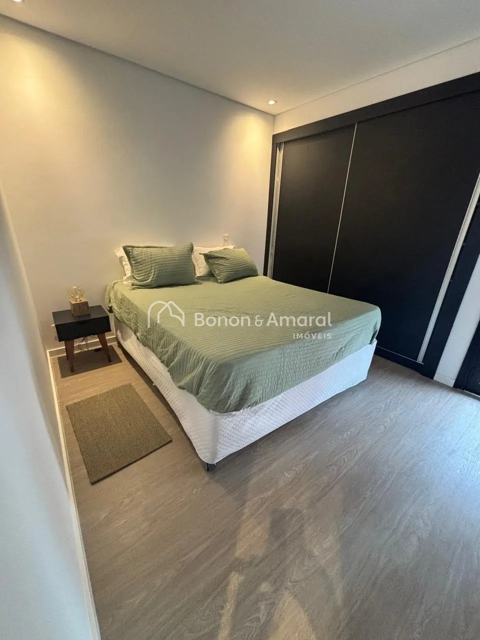 Imagem Apartamento mobiliado para locação no bairro Cambuí, em Campinas/SP