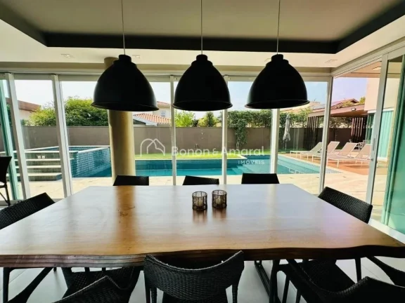 Imagem Casa de alto padrão disponível para venda e locação no condomínio Mont Blanc, em Campinas. Com ...