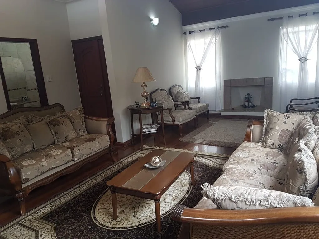 Imagem Casa à venda 3 Quartos, 3 Suites, 4 Vagas, 650M², Socorro, Pindamonhangaba - SP | COLONIAL VILLAGE