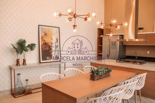 Imagem Apartamento 2 quartos, suíte, sol da manhã, montado e decorado, vista mar