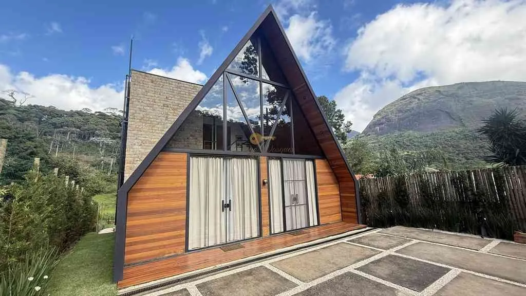 Foto do imóvel Casa em Condomínio para Venda em Teresópolis / RJ em Estrada Fazenda Alpina