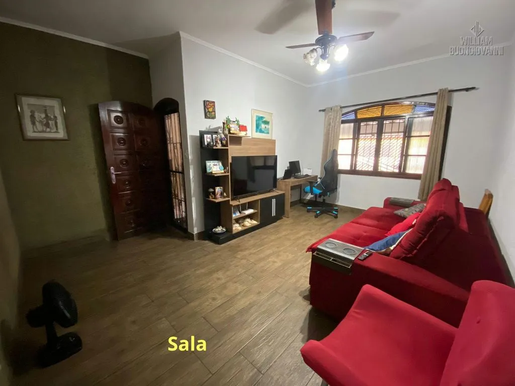 Imagem Casa térrea com 2 dormitórios sendo 2 suítes no bairro Caiçara